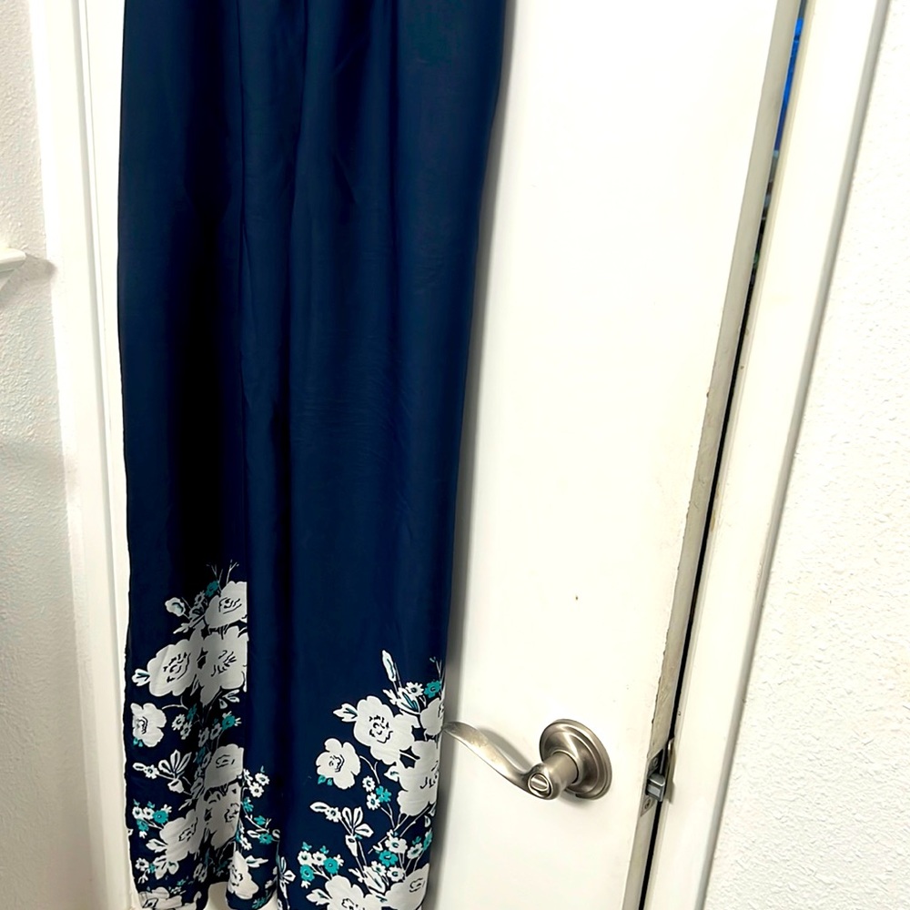 Silk navy pants with floral imprint on the bottom